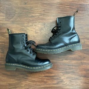 Doc Martins 1460 smooth leather boots